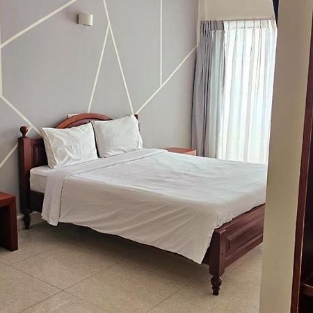 The Lion Pub & Hotel Dehiwala-Mount Lavinia Kültér fotó